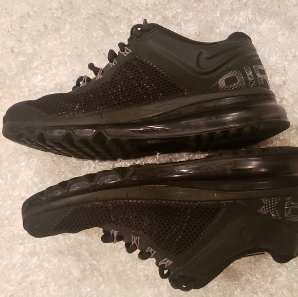 Women's Nike Air Max Plus Running Sneakers - Picture 8 of 10